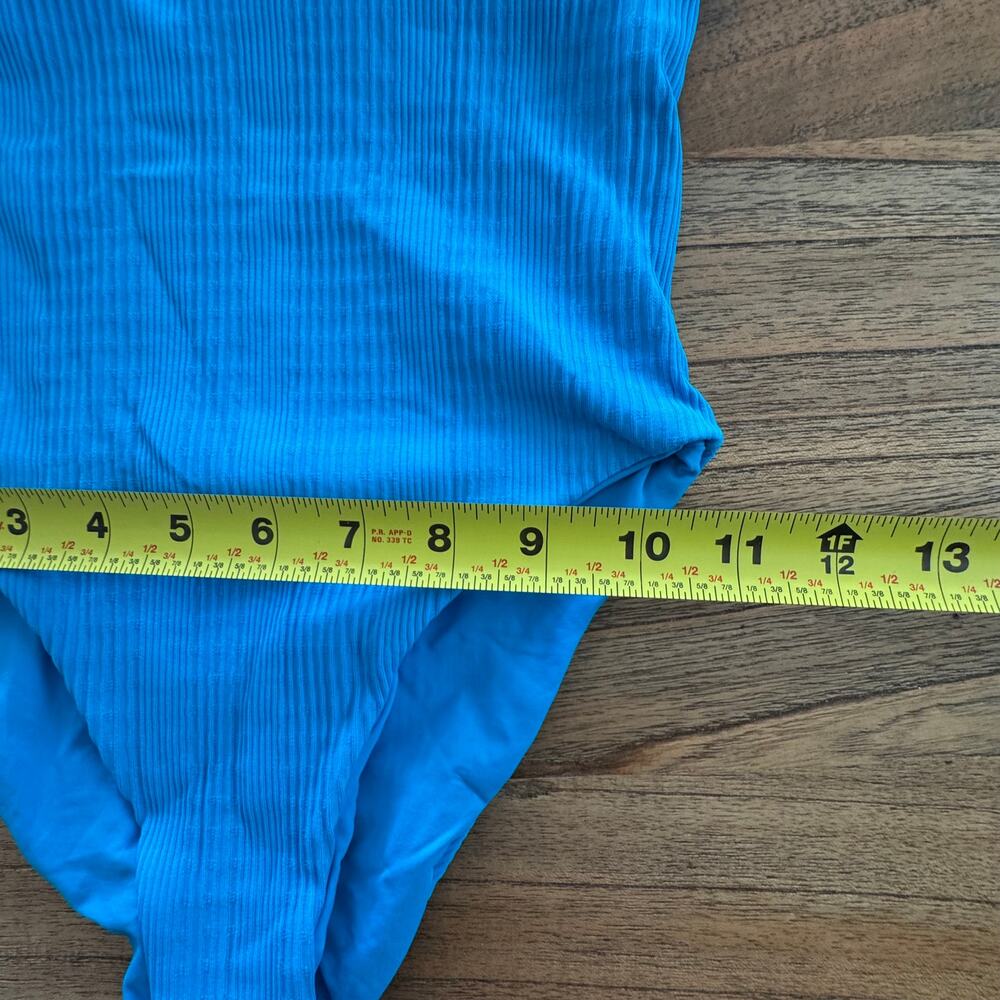 L*Space Katniss Ribbed One Piece Swimsuit - Size XS - Picture 6 of 8